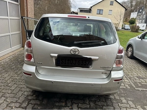 Toyota Corolla Verso 2.2 D-4D   Diesel