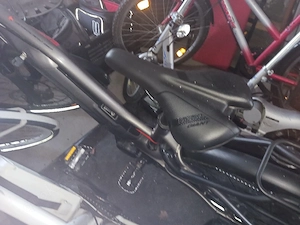elektr sch Fahrrad mit Ladegerät 