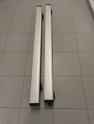 Dachträger Thule WingBar Evo, passend für z.B. VW Touran (offene Dachrehling)