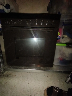 Backofen mit Ceranfeld