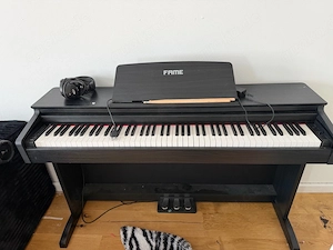 klavier zu verkaufen 