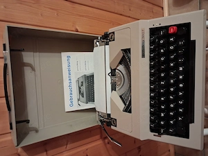 Reiseschreibmaschine Privileg T160