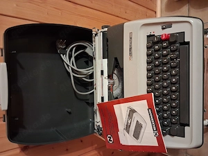 Schreibmaschine Brillant Halbelectric