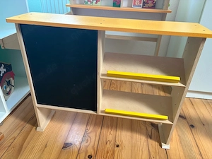 Kinder Kaufladen aus Holz, inklusive jede Menge Spielzeug Verkaufsware 