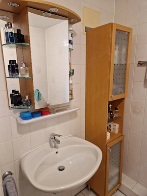 Spiegelschrank & Hochschrank im Set