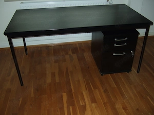 Büro-Schreibtisch mit Rollcontainer für Hängehefter, beides schwarz Bild 2