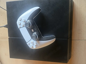 Playstation 4 mit Controller zu verkaufen 