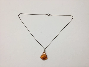 Vintage Halskette mit Bernstein Anhänger 