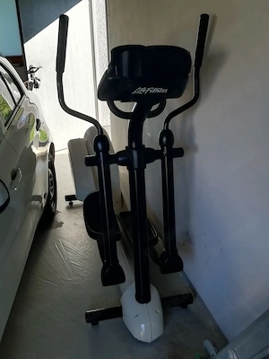 Cross Trainer Life Fitness