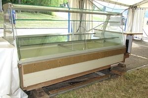 Kühl-Kuchentheke für Vereinsfeste