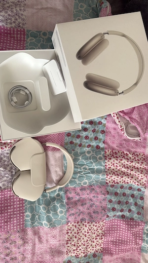 Overear Köpfhörer Apple 