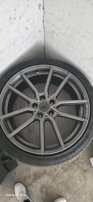 Alufelgen mit Allwetterreifen R  Wheels R3H02 225 40 ZR19 93Y XL