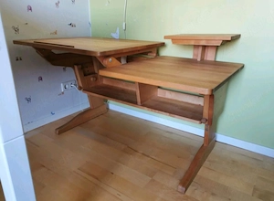 Echtholz-Schreibtisch von WDL