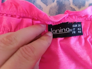 Pinkes Off-Shoulder Top mit Rüschen Carmen-Ausschnitt