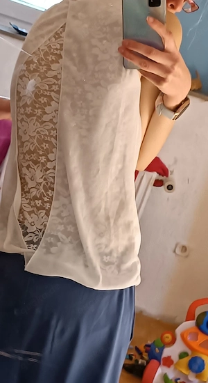 Elegantes weißes Damen Top mit Spitze