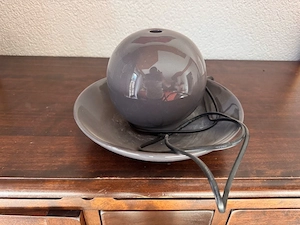 Zimmerbrunnen mit Pumpe