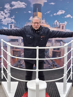 Bi-Mann sucht IHN ab 45j zum gegenseitig verwöhnen 