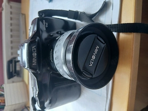 KAMERA, voll funktionstüchtig, Spiegelreflexkamera 