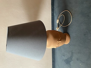 Tischlampe Tonfuss unten repariert! E27 Tischleuchte. 