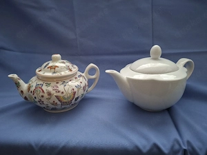 Teekanne bunt oder weiß