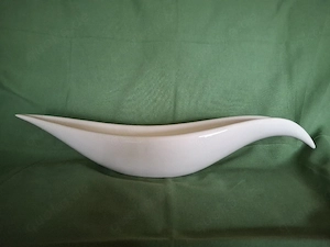 modern geschwungene Schalen