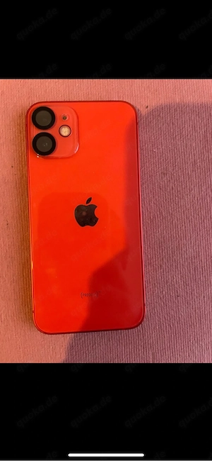 iphone 12 mini in rot 