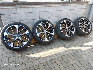 4x Audi SQ5 Winterreifen mit Audi Sport Felgen