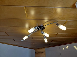 Deckenlampe voll funktionsfähig