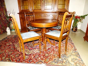 Herrenzimmer Sitzgruppe (Rundtisch, 4 Stühle) Deutsch um 1880 