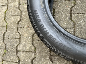 Winterreifen  Kumho 215 55R16 93H