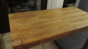 Schöner neuer Büro-oder Esstisch massiv Eiche