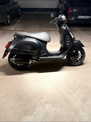 Vespa GTS 300 super 