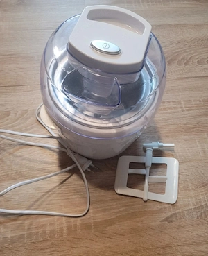 Eismaschine Switch on in Weiß neu 