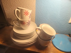 VanWell Blumenmuster Tassen Teller set 