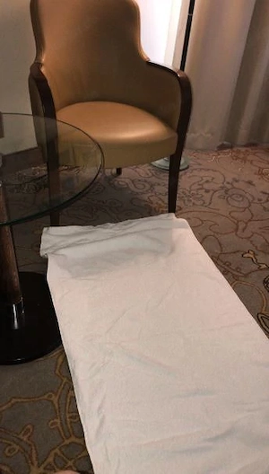 Welche Frau schaut gegen Geld mir real beim Wichsen zu ?