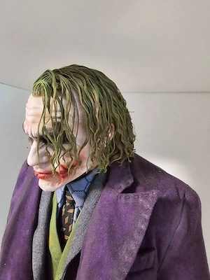 Joker - Der dunkle Ritter JND Studios Hyperreal 13 Scale Statue Bild 7