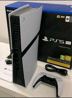 Komplettes Ultimate PS5 Pro Bundle in neuwertigem Zustand: 2 TB HDD + 2 TB NVMe-Laufwerk + 12 Spiele