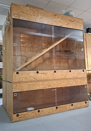 2 OSB Terrarien als Turm