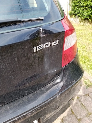 BMW 120d Technisch top TÜV 7.27 Optisch viele kleine Mängel Bild 2