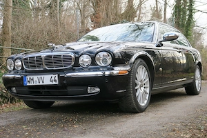 Jaguar XJ lang LWD    TÜV bis 4. 2028  Bild 7