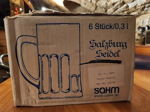 verschiedene Trinkläser 