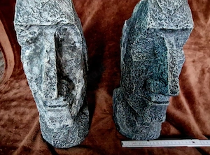 2x Moai Osterinsel Figuren   Deko Statuen ca. 30 cm