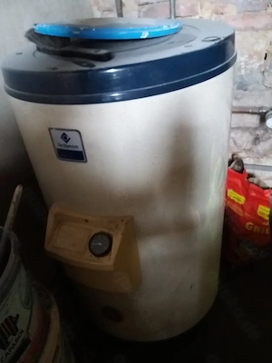 Boiler Warmwasserspeicher