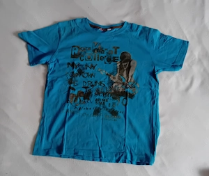 T-Shirt und Pullover 140  - image 3
