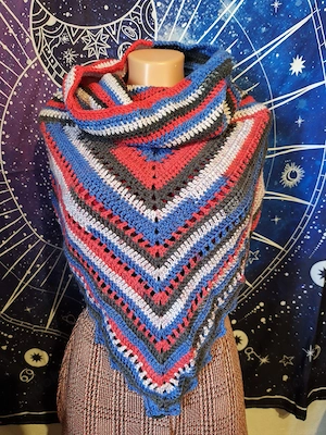 Scowl (Schultertuch mit Schalkragen)