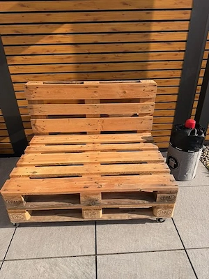 Palettensofa aus 3 Europaletten inkl. Abdeckung