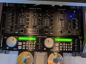 Aktiv Lautsprecher Doppel Mischpult und Stative