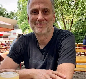 Mann sucht Frau für Partnerschaft