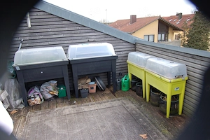 4 Hochbeete mit Abdeckhauben - 2x XXL no name 2x ELHO komplett mit Inhalt