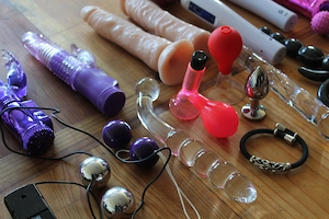 Grandpa mit dem Wunsch nach einer Spielpartnerin